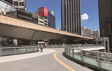 渋谷駅東口デッキ